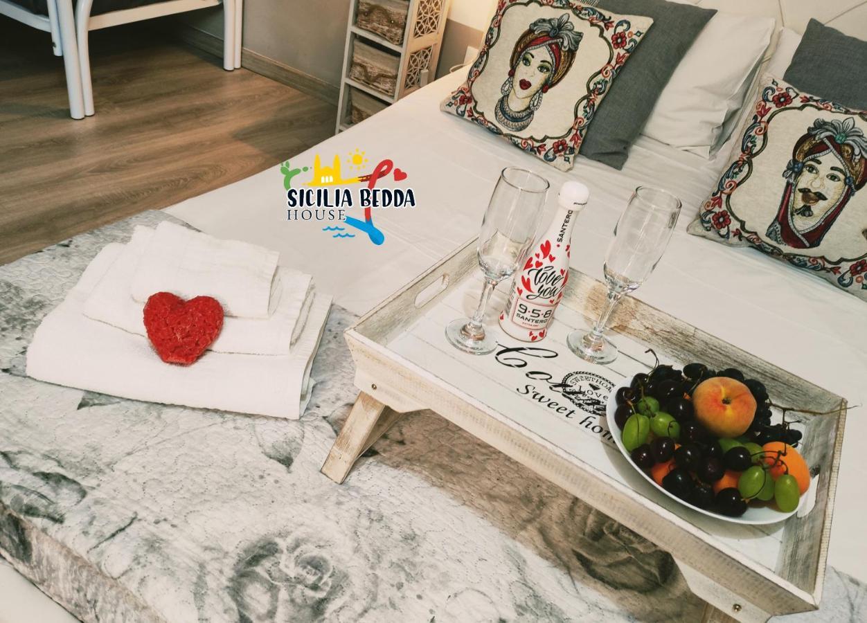 شقة Sicilia Bedda House تْشيفالو المظهر الخارجي الصورة