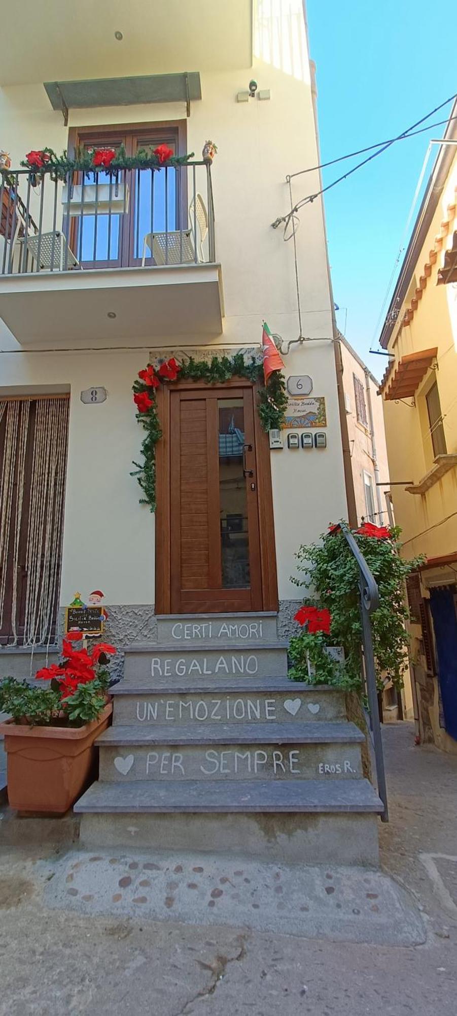 شقة Sicilia Bedda House تْشيفالو المظهر الخارجي الصورة