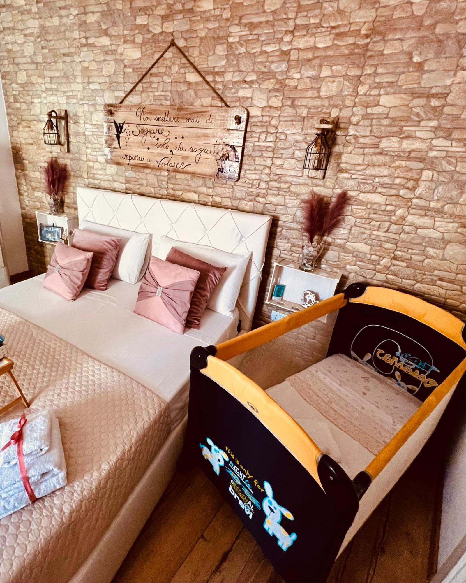 شقة Sicilia Bedda House تْشيفالو المظهر الخارجي الصورة